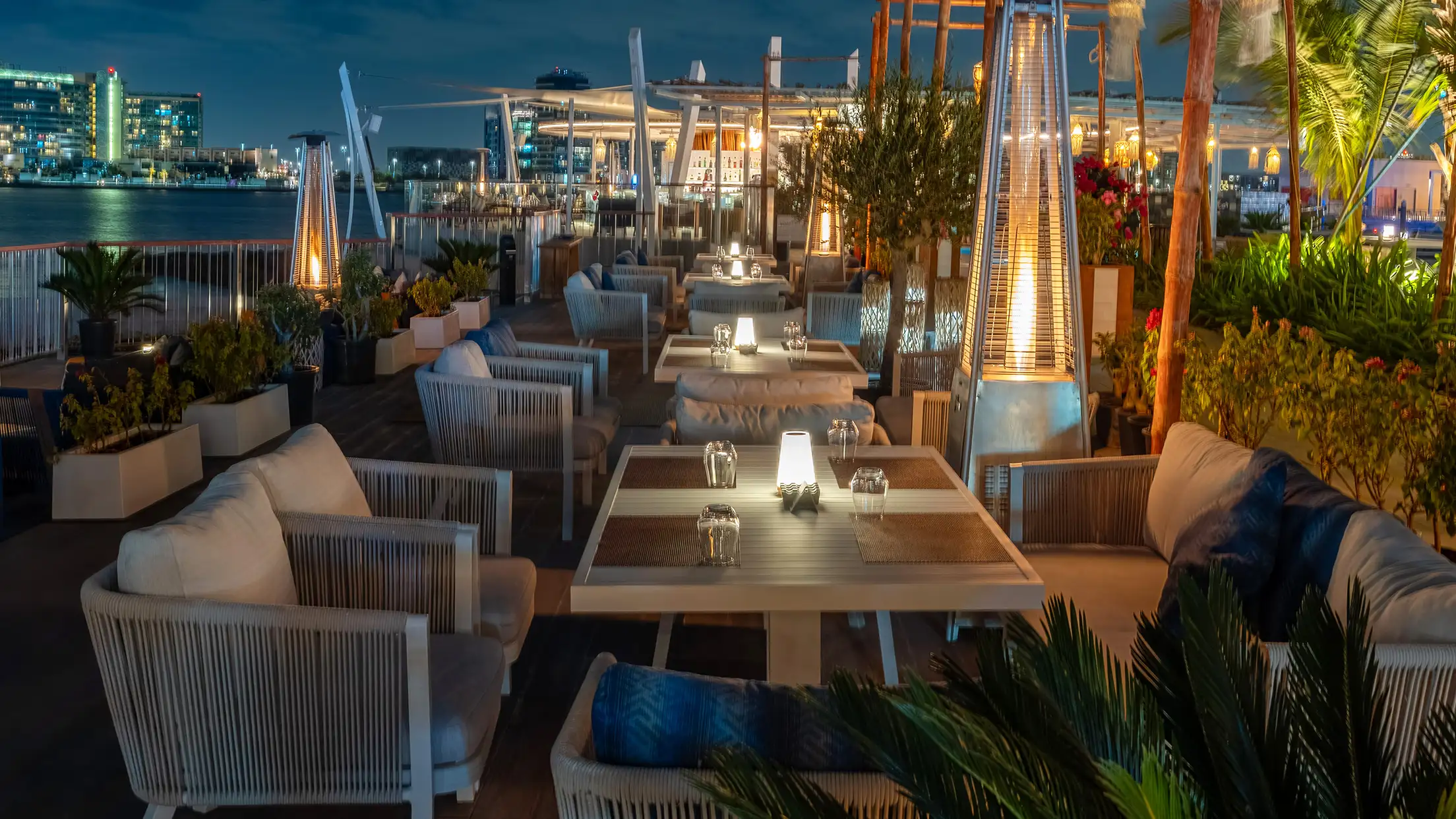 Café del Mar Abu Dhabi Restaurant Private & Corporate Events Venue Abu Dhabi - Gallery Image 4